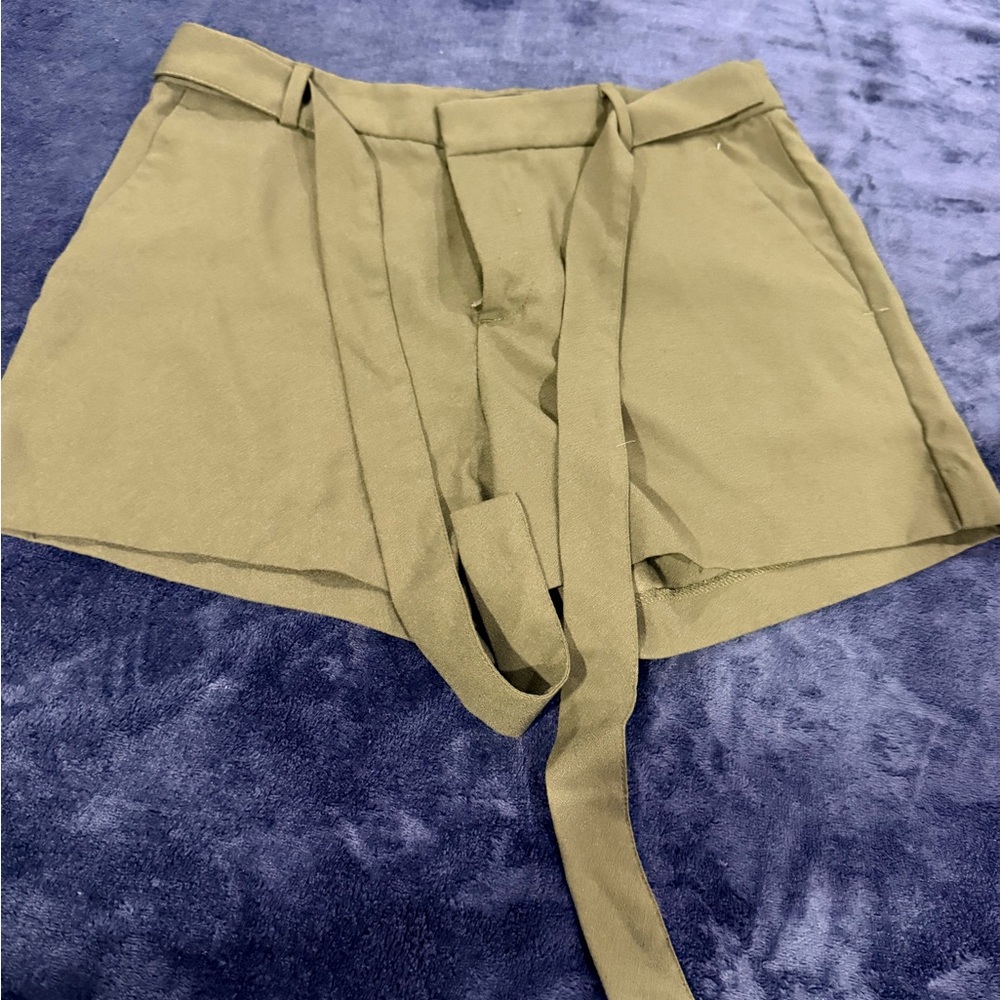 Banana Republic Olive Green Women's Shorts